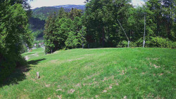 Prostřední část sjezdovky a snowpark