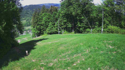 Prostřední část sjezdovky a snowpark
