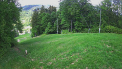Prostřední část sjezdovky a snowpark