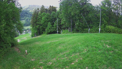 Prostřední část sjezdovky a snowpark