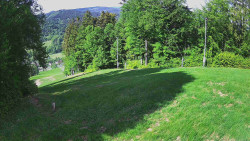 Prostřední část sjezdovky a snowpark