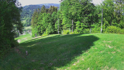 Prostřední část sjezdovky a snowpark