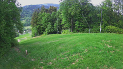 Prostřední část sjezdovky a snowpark