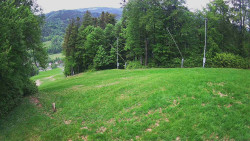 Prostřední část sjezdovky a snowpark