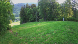 Prostřední část sjezdovky a snowpark