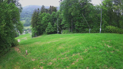 Prostřední část sjezdovky a snowpark