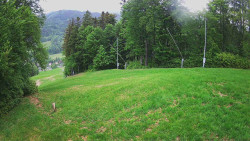 Prostřední část sjezdovky a snowpark