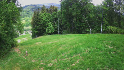 Prostřední část sjezdovky a snowpark