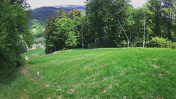 Prostřední část sjezdovky a snowpark