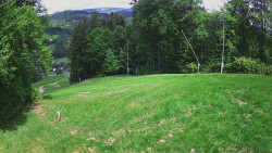 Prostřední část sjezdovky a snowpark