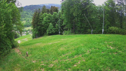 Prostřední část sjezdovky a snowpark