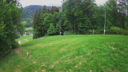 Prostřední část sjezdovky a snowpark