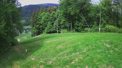 Prostřední část sjezdovky a snowpark