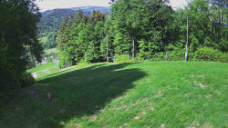 Prostřední část sjezdovky a snowpark