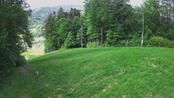 Prostřední část sjezdovky a snowpark