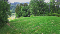 Prostřední část sjezdovky a snowpark