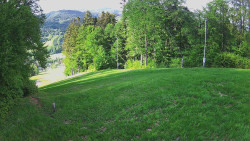 Prostřední část sjezdovky a snowpark