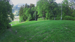 Prostřední část sjezdovky a snowpark
