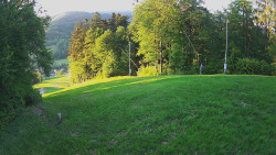 Prostřední část sjezdovky a snowpark