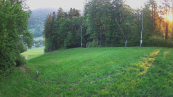 Prostřední část sjezdovky a snowpark