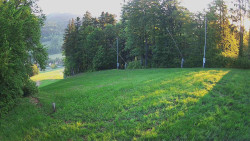Prostřední část sjezdovky a snowpark