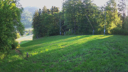 Prostřední část sjezdovky a snowpark