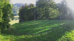 Prostřední část sjezdovky a snowpark