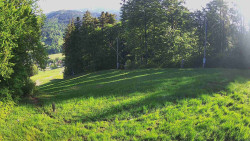 Prostřední část sjezdovky a snowpark