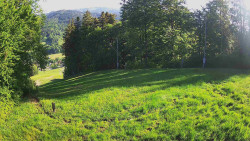 Prostřední část sjezdovky a snowpark