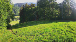 Prostřední část sjezdovky a snowpark