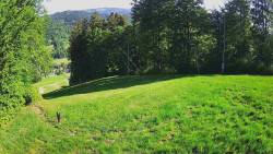 Prostřední část sjezdovky a snowpark