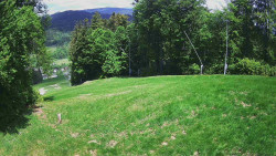Prostřední část sjezdovky a snowpark