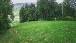 Prostřední část sjezdovky a snowpark
