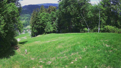 Prostřední část sjezdovky a snowpark