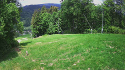 Prostřední část sjezdovky a snowpark