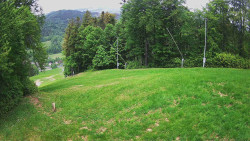 Prostřední část sjezdovky a snowpark