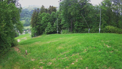 Prostřední část sjezdovky a snowpark