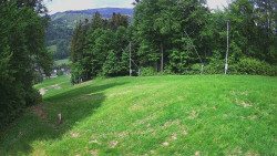 Prostřední část sjezdovky a snowpark