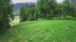 Prostřední část sjezdovky a snowpark