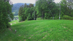 Prostřední část sjezdovky a snowpark