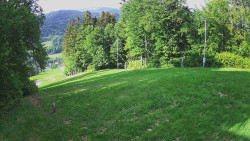 Prostřední část sjezdovky a snowpark