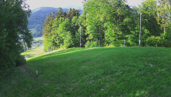 Prostřední část sjezdovky a snowpark