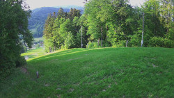Prostřední část sjezdovky a snowpark
