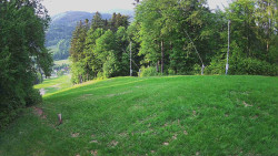 Prostřední část sjezdovky a snowpark