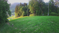 Prostřední část sjezdovky a snowpark
