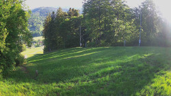Prostřední část sjezdovky a snowpark
