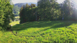 Prostřední část sjezdovky a snowpark