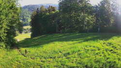 Prostřední část sjezdovky a snowpark