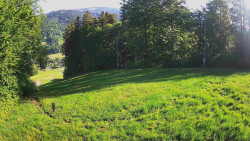 Prostřední část sjezdovky a snowpark