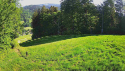 Prostřední část sjezdovky a snowpark